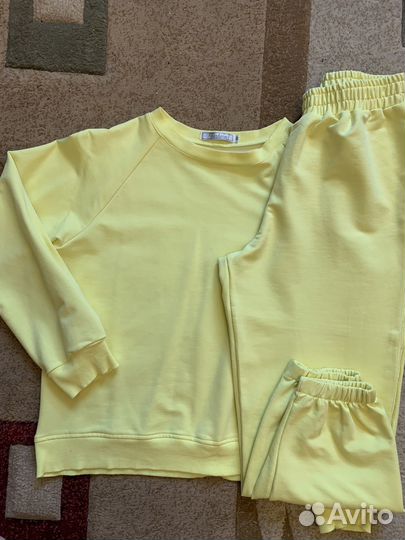 Спортивный костюм женский 46