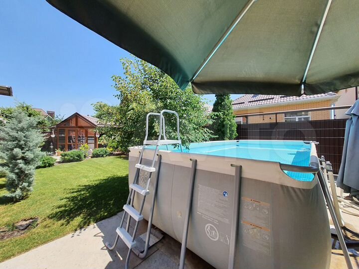 Дом 220 м² на участке 6 сот.