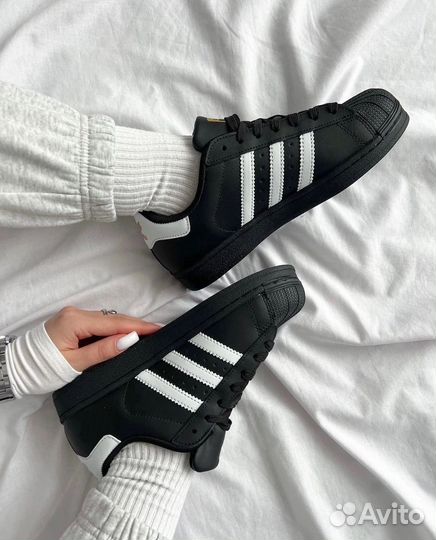 Кроссовки adidas superstar