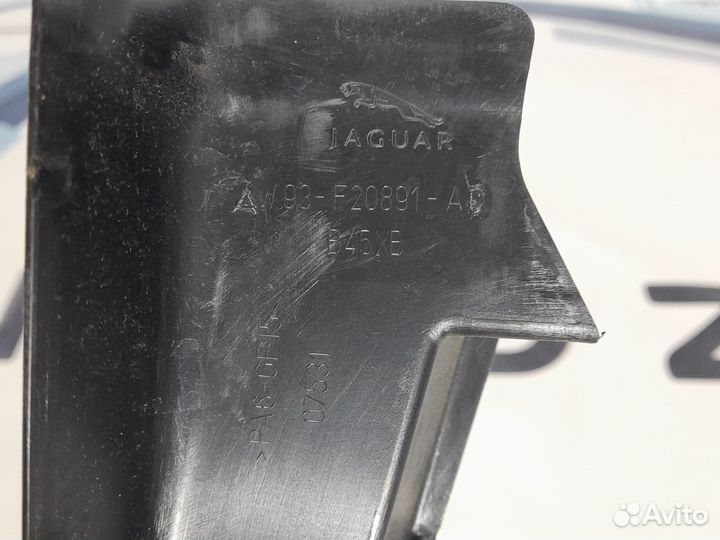 Накладка передней левой двери Jaguar XJ X351