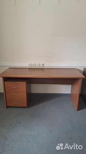 Офисная мебель бу