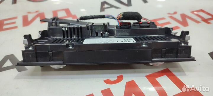 Блок управления климат-контролем Audi Q5 8RB cncd