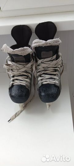 Хоккейные коньки bauer