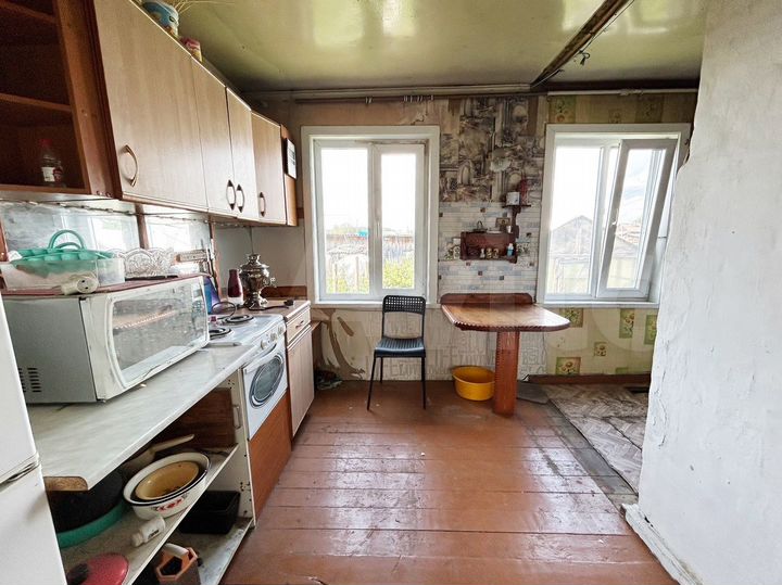 Дом 29,3 м² на участке 8 сот.