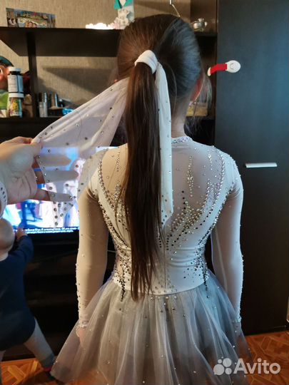 Костюм платье для фигурного катания