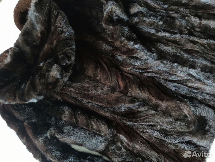 Полушубок норковый р. 46-48 женский