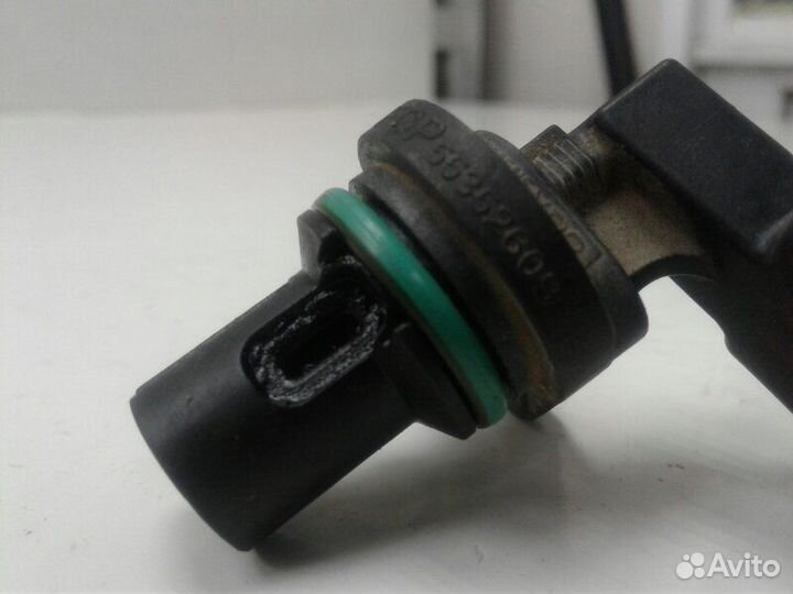 Датчик положения распредвала Opel Astra H Z16XER