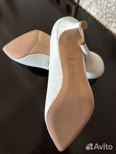 Туфли женские 39 размер кожаные новые