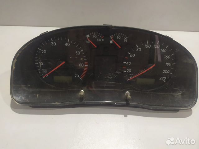 Панель приборов Volkswagen Passat B5