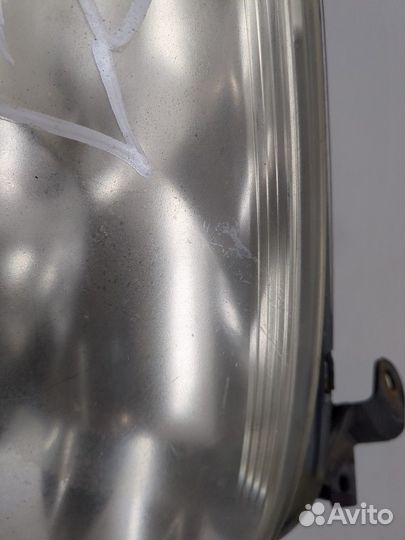 Фара (передняя) Toyota Corolla Verso, 2007