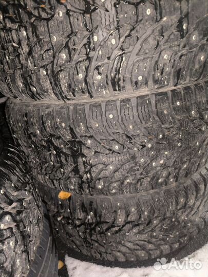 Nokian Tyres Hakkapeliitta 2 255/45 R20