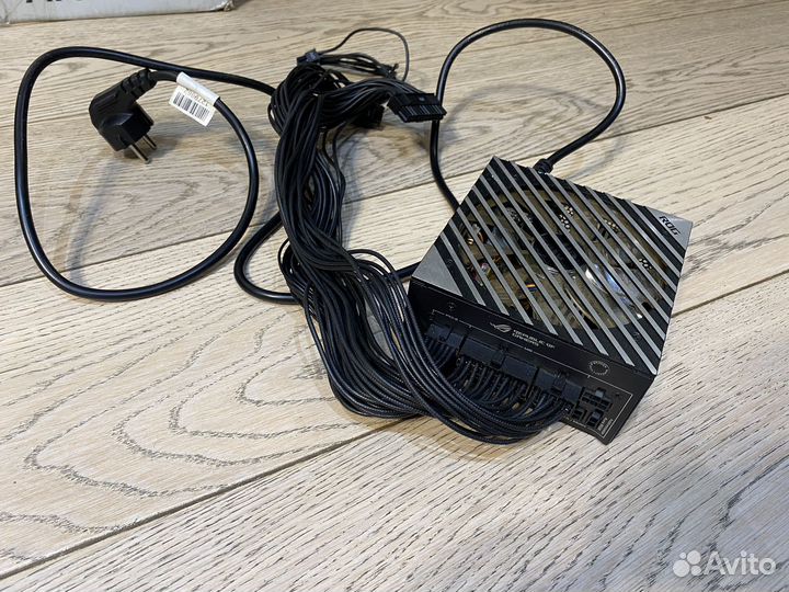 Блок питания Asus Rog Loki SFX-L 850 Вт