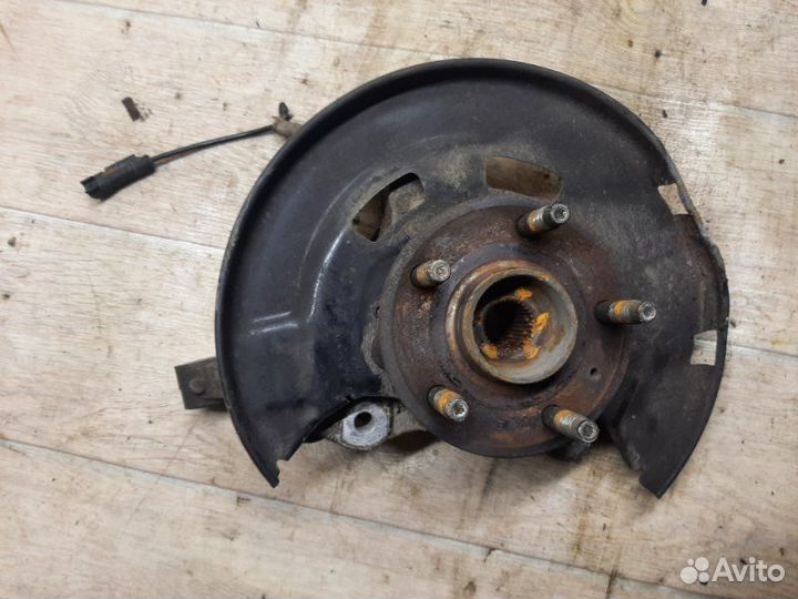 Кулак поворотный передний Chevrolet Cruze Z18XER