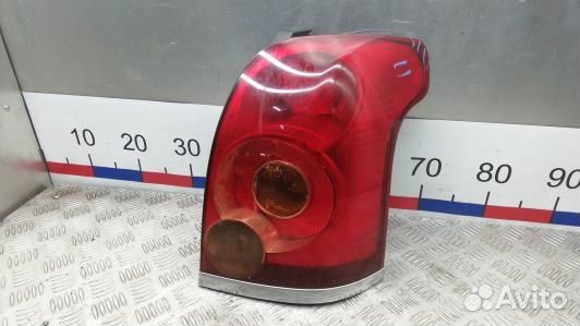 Фонарь задний правый toyota avensis T25 (6BR08MY01