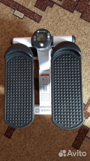 Тренажер степпер Domyos Essential