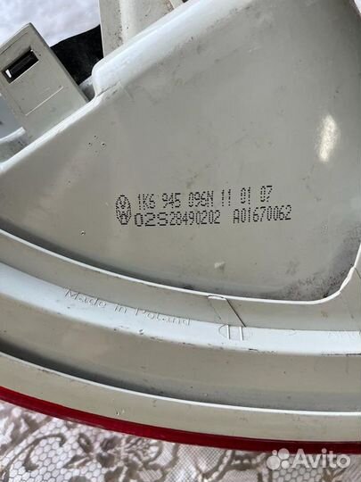 Фонарь задний правый Volksvagen Golf 5
