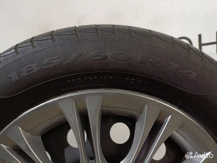 Pirelli Cinturato P1 185/60 R14 на штампах для Лад