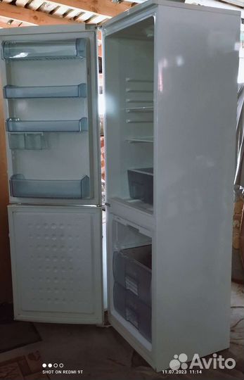 Холодильник веко