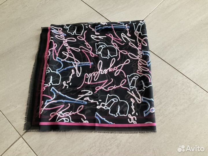 Karl lagerfeld платок новый