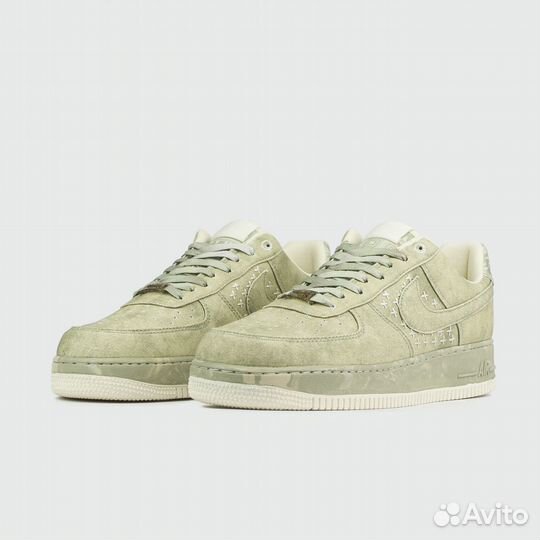 Nike Air Force 1 Low new