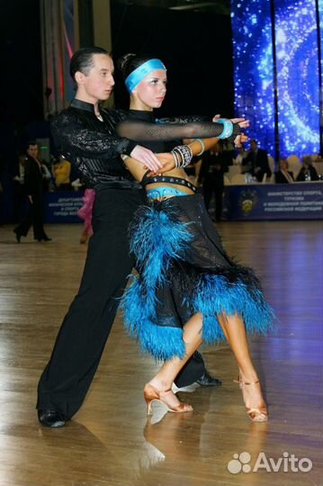 Костюм для бальных танцев (латина)