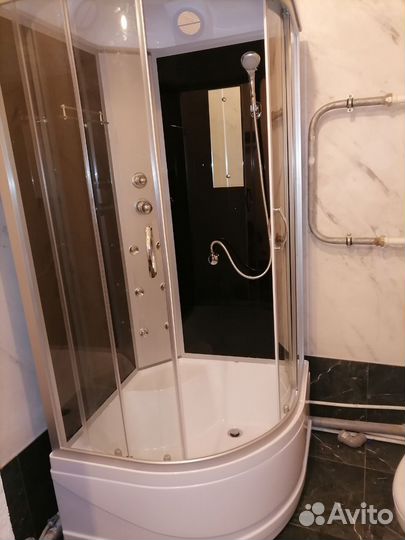 Сантехник Установка душевой кабины