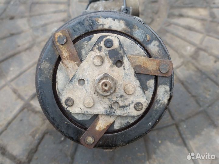 Компрессор кондиционера mitsubishi ASX