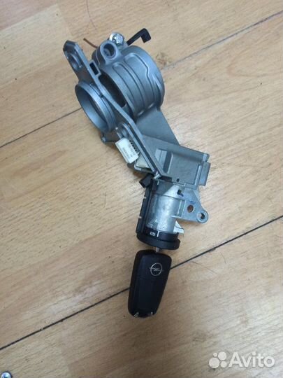 Замок зажигания Opel Astra H хетчбэк 5-ти дв