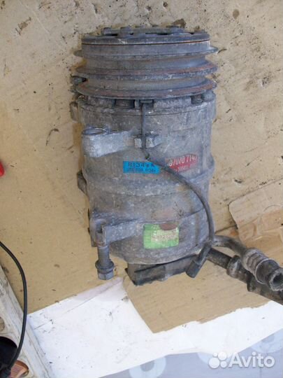 Компрессор кондиционера на Isuzu Bighorn