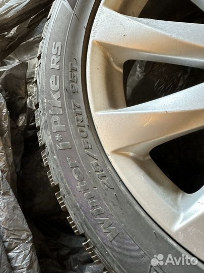 Hankook Winter I'Pike RS2 W429 215/50 R17