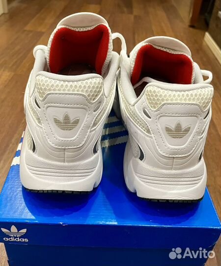 Кроссовки adidas originals ozmillen 13 us (46)