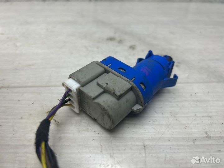 Датчик тормозной педали Ford Transit 8