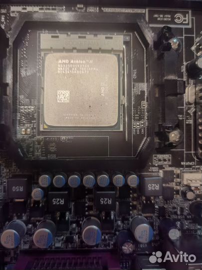 Материнская плата с процессором am3
