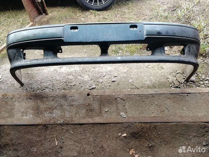 Ваз 2114 Бампер передний цвет сочи(вроде)