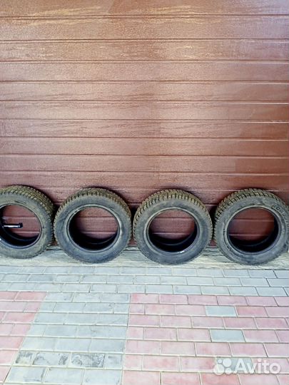 Roadstone Winguard WinSpike 195/65 R15 91U