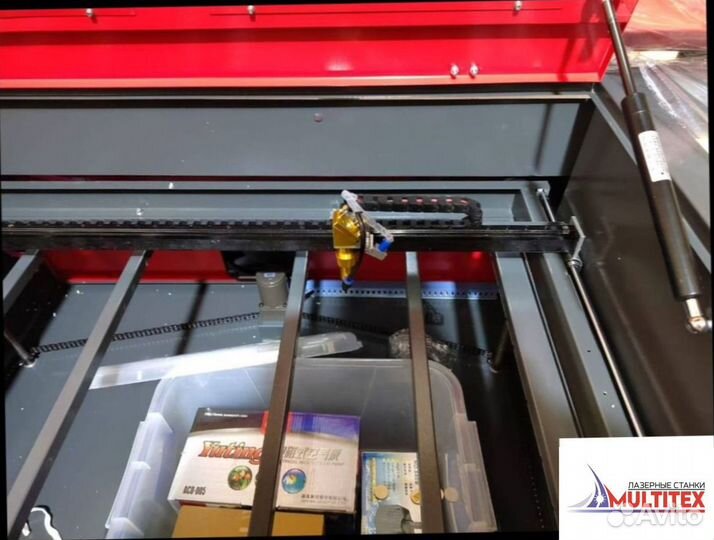 Лазерный гравировальный станок