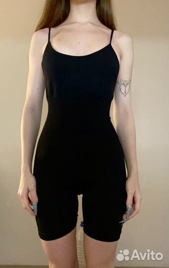 Спортивный комбинезон женский