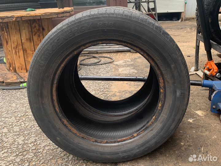 Toyo NanoEnergy R38 205/60 R16 92V