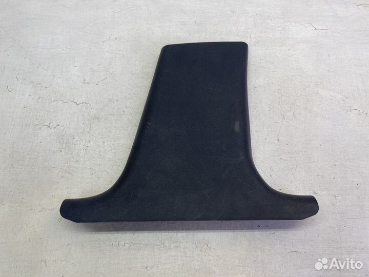 Обшивка стойки правая (синяя) для Mercedes W210