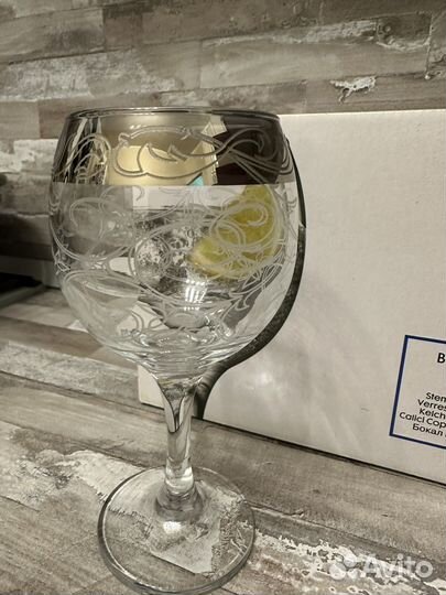 Бокалы для вина