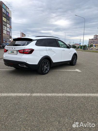 LADA Vesta Cross 1.8 МТ, 2019, 80 000 км