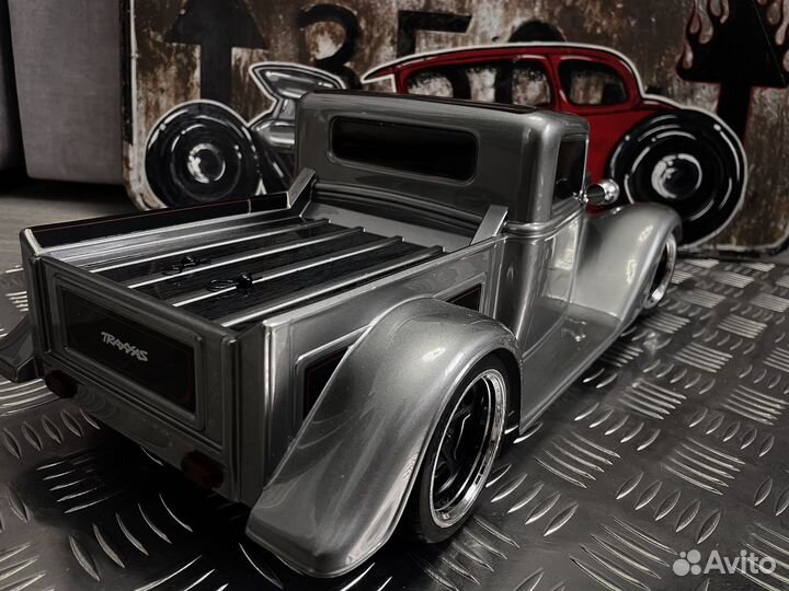 Радиоуправляемая модель hot rod