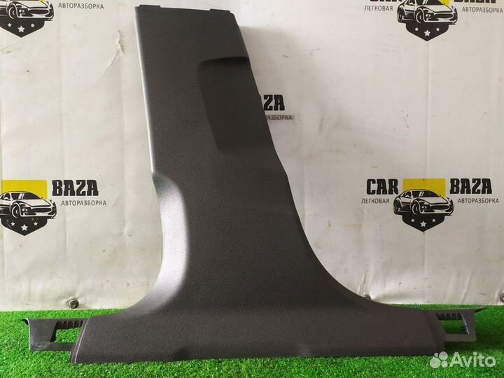 Обшивка центральной стойки левая Audi A4