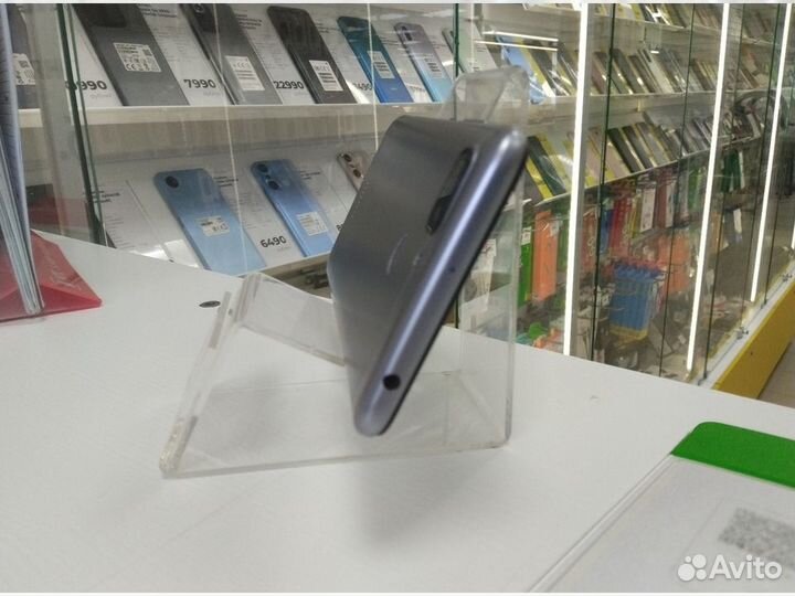 Смартфон Xiaomi Redmi 6 4/64GB (серый)