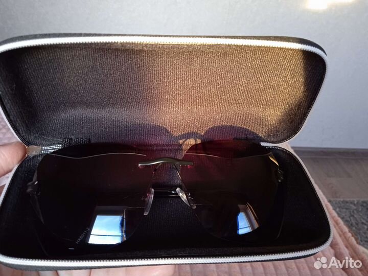 Солнцезащитные очки женские