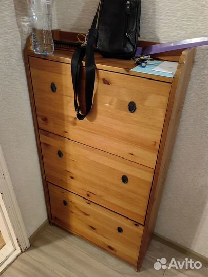 Продаю обувницу