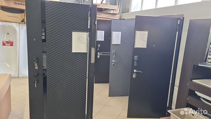 Двери входные и межкомнатные