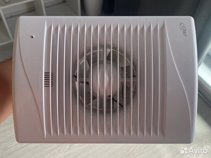 Вентилятор вытяжной