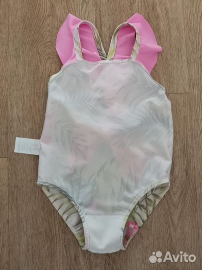 Красивый купальник, рост 98/104