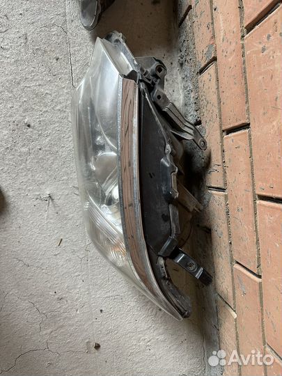 Фары на toyota camry 55